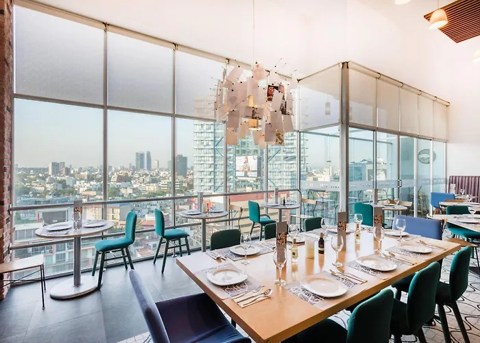 Tryp By Wyndham World Trade Center Area 4*