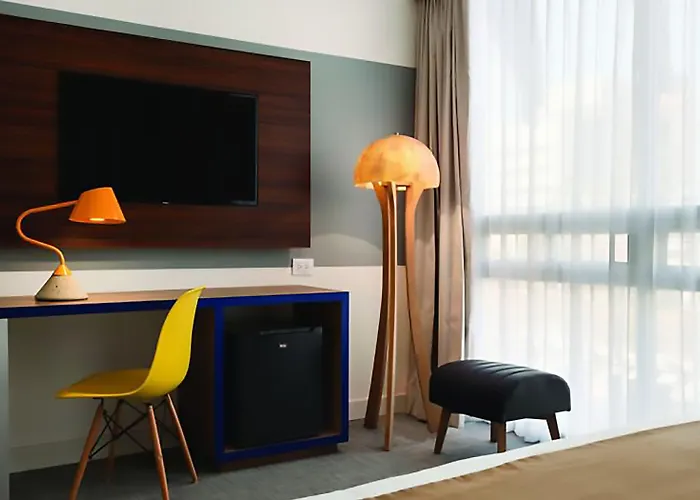 Tryp By Wyndham World Trade Center Area Hotel