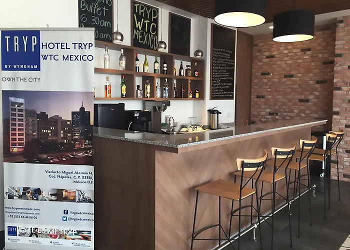 Hotel Tryp By Wyndham World Trade Center Area 4*