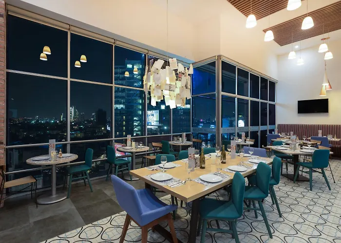 Tryp By Wyndham World Trade Center Area Hotel